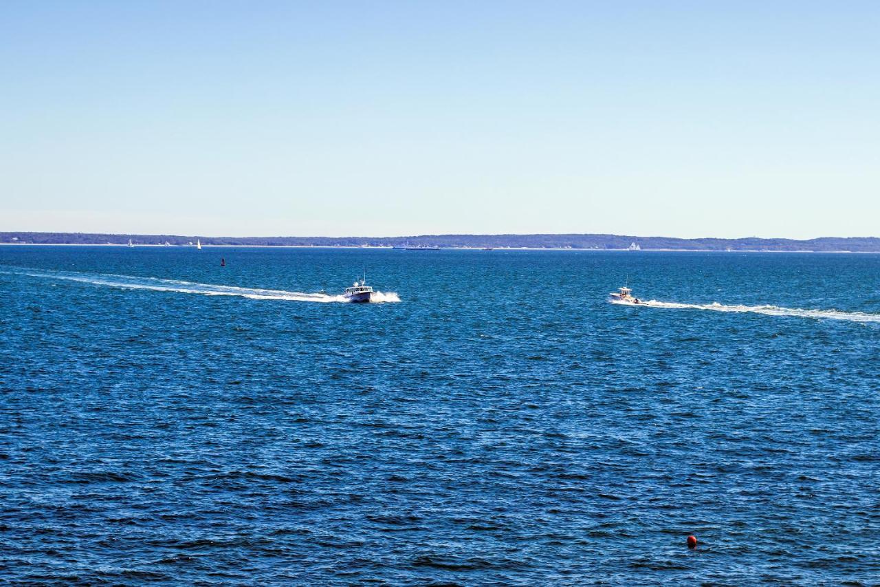Falmouth Tides Экстерьер фото