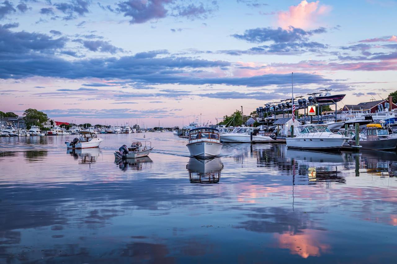 Falmouth Tides Экстерьер фото